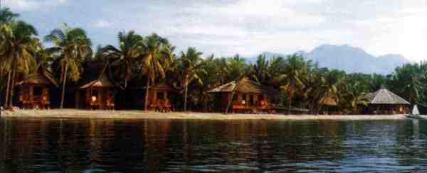 Malatapay Beach [malata1q.jpg]  No Click it's already 15 kByte big