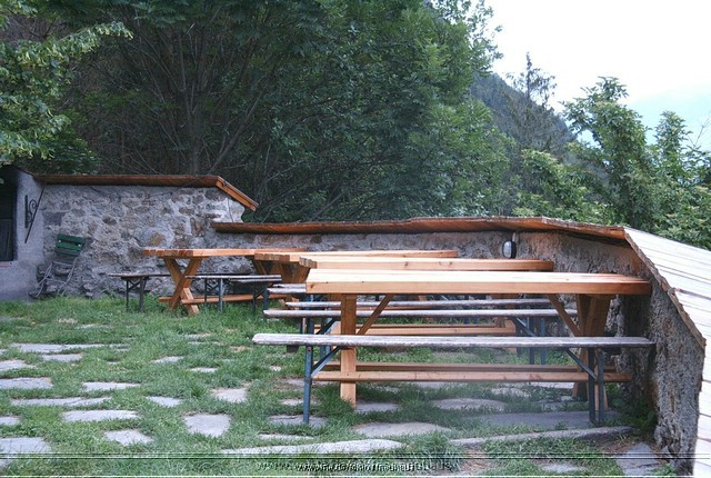 B3 schlossneuhaus2004df390.jpg