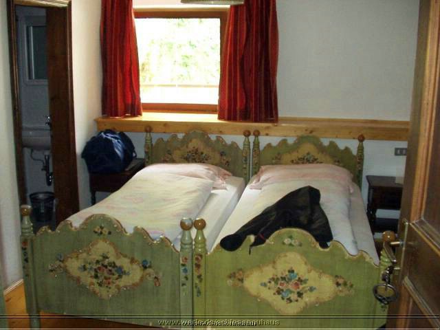 H6 schlossneuhaus2004ww01.jpg