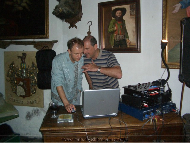 He schlossneuhaus2005op286.jpg