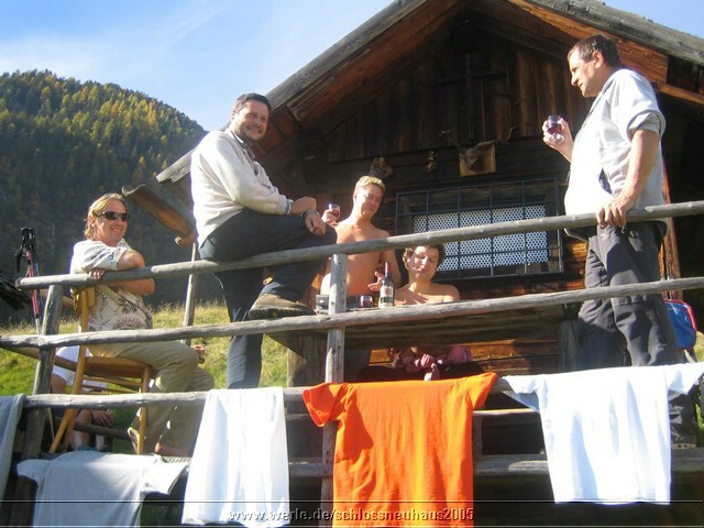 J9 schlossneuhaus2005dw662.jpg