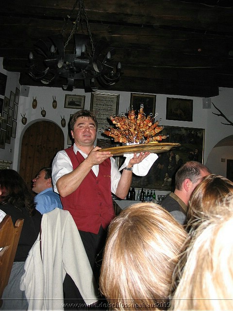 Tc schlossneuhaus2005cw456.jpg