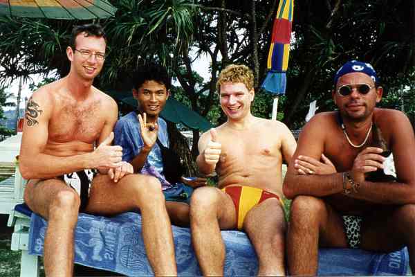 A.I., Thomas (der Strandpaul), Walter, Dieter [3v17q.jpg] 30 kByte