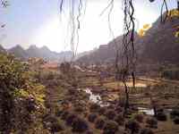Click to enlarge vietnam2001fr0051.jpg